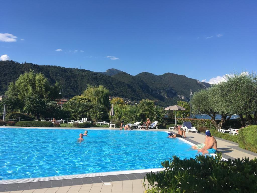Appartamento Luisa Al Lago D'Iseo ปาราติโค ภายนอก รูปภาพ